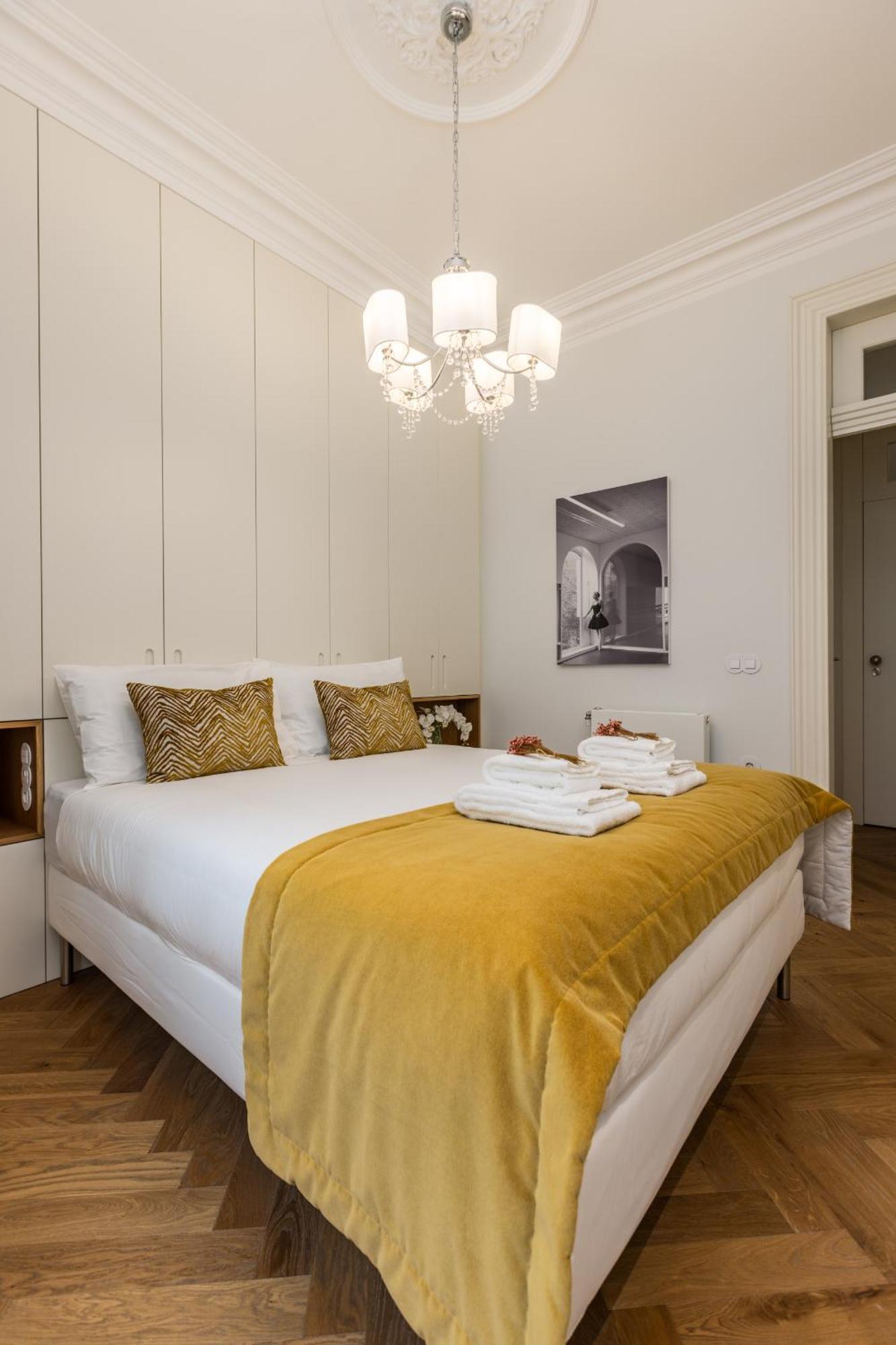 Bailarina Historic Luxury House At Rua Flores Apartament *